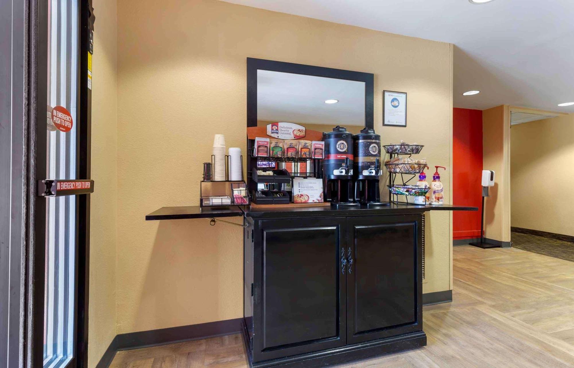 Extended Stay America Suites - Washington, Dc - Landover Ларго Екстериор снимка