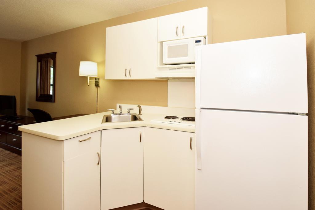 Extended Stay America Suites - Washington, Dc - Landover Ларго Екстериор снимка